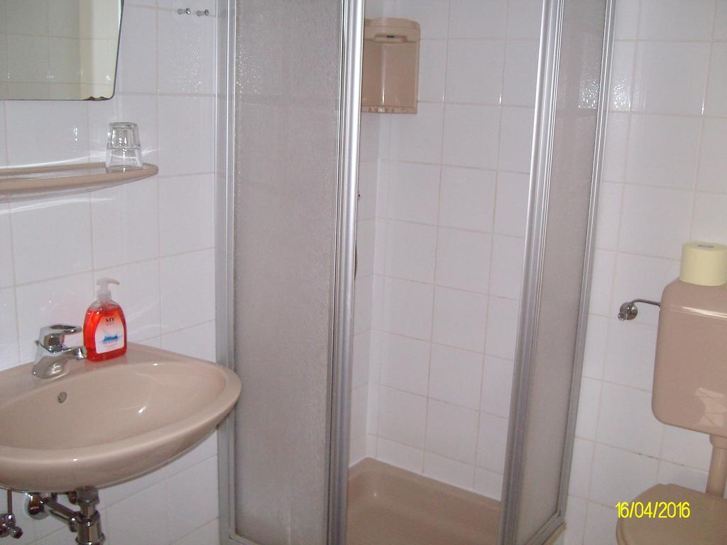 Gasthaus Zur Melzen Hotel Versbichl Екстериор снимка