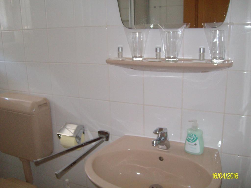 Gasthaus Zur Melzen Hotel Versbichl Екстериор снимка