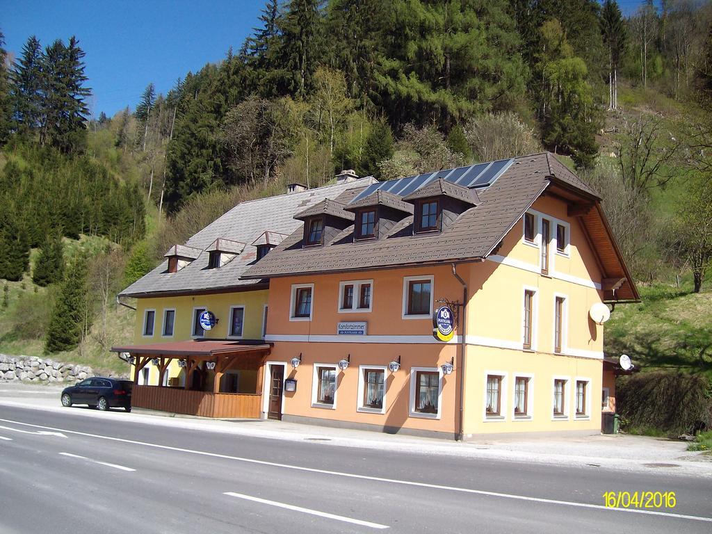 Gasthaus Zur Melzen Hotel Versbichl Екстериор снимка