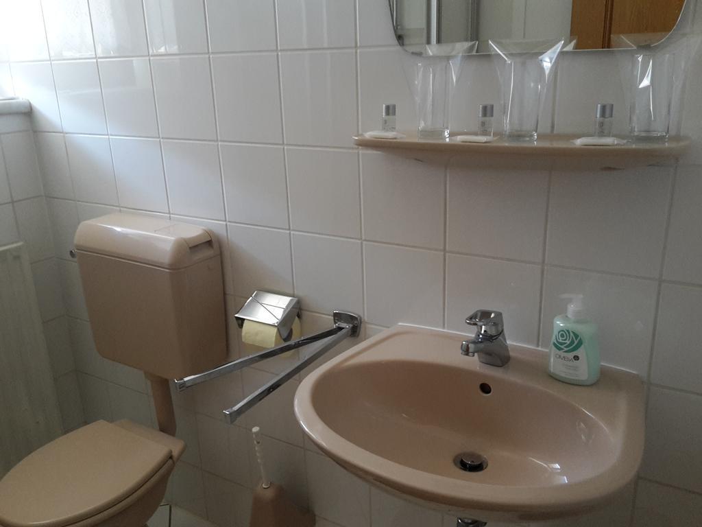 Gasthaus Zur Melzen Hotel Versbichl Екстериор снимка